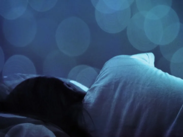 Do you also feel like you are falling from a height while sleeping? Find out why 