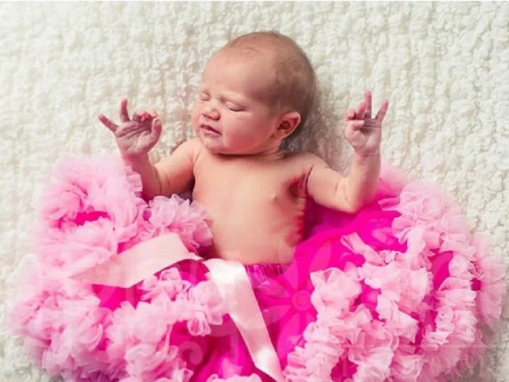 'Baby Pillow Spray' that puts babies to sleep in minutes