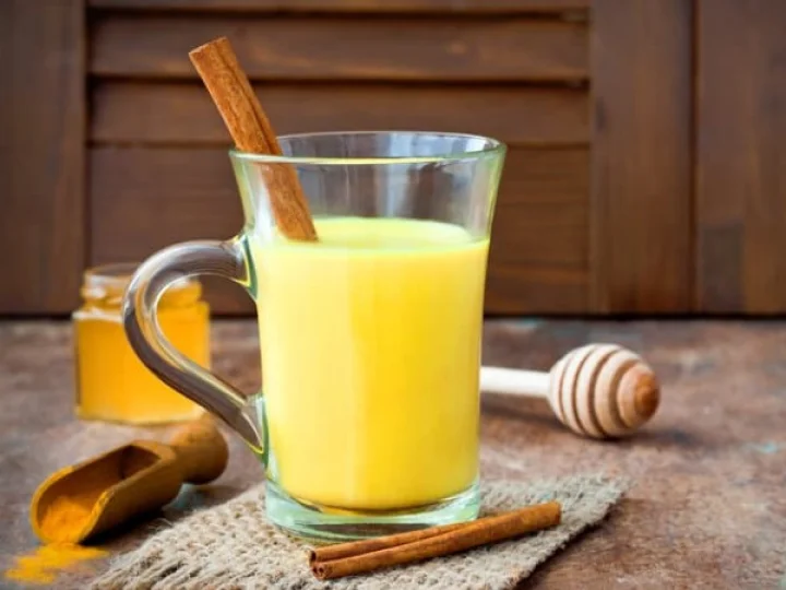 Have you added turmeric to milk and drank it The benefits are many