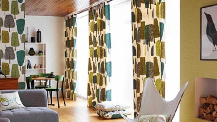 घरातील फर्नीचर असे ठेवा