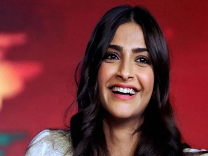 Sonam's Gharchola