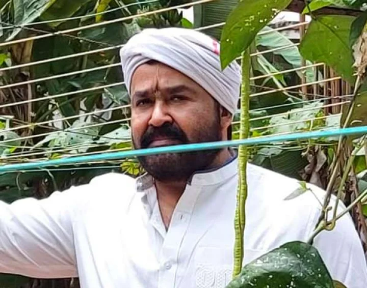 മോഹൻലാൽ