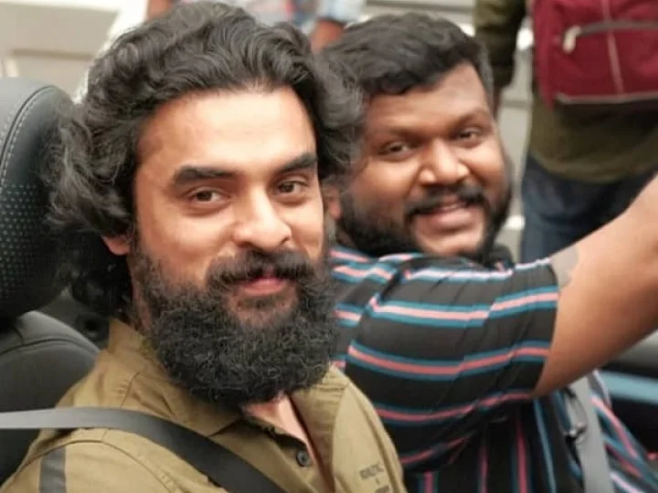 കാണെക്കാണെ