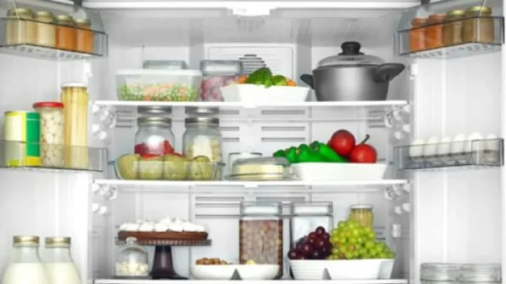 Ways to Clean a Refrigerator फ्रीज साफ करताना या गोष्टी लक्षात ठेवा