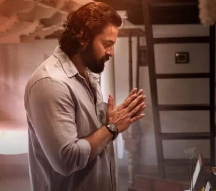 ഉണ്ണി മുകുന്ദന്‍