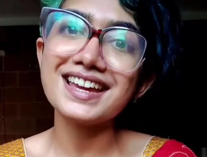'അലരേ നീയെന്നിലെ..' പാടി അനാര്‍ക്കലി മരിക്കാര്‍,അതിമനോഹരമായെന്ന് കൈലാസ് മേനോനും പാര്‍വതിയും
