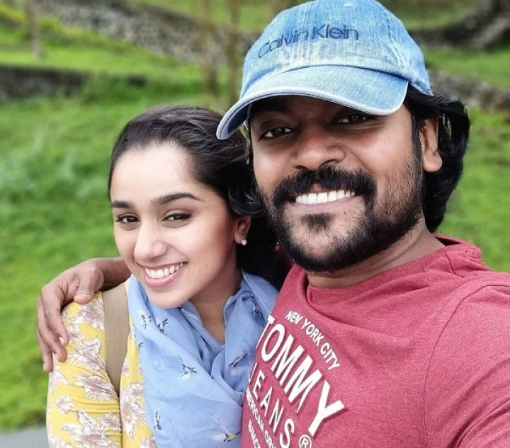 വിധു പ്രതാപ്