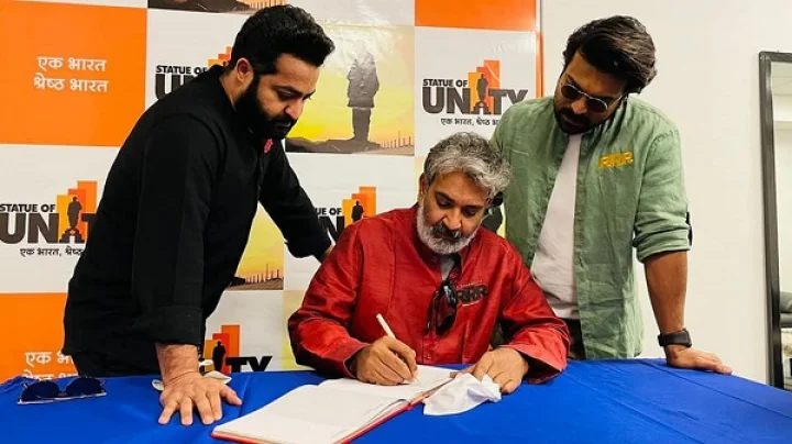 Raamam Raaghavam Song