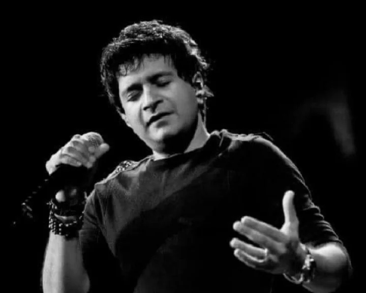 Famous singer KK dies of heart attack boduy's arrive in Mumbai news Bollywood Gossips News In Marathi गायक केके पार्थिव मुंबईत  News In Bollywood Marathi Entertainment Marathi In Webdunia Marathi