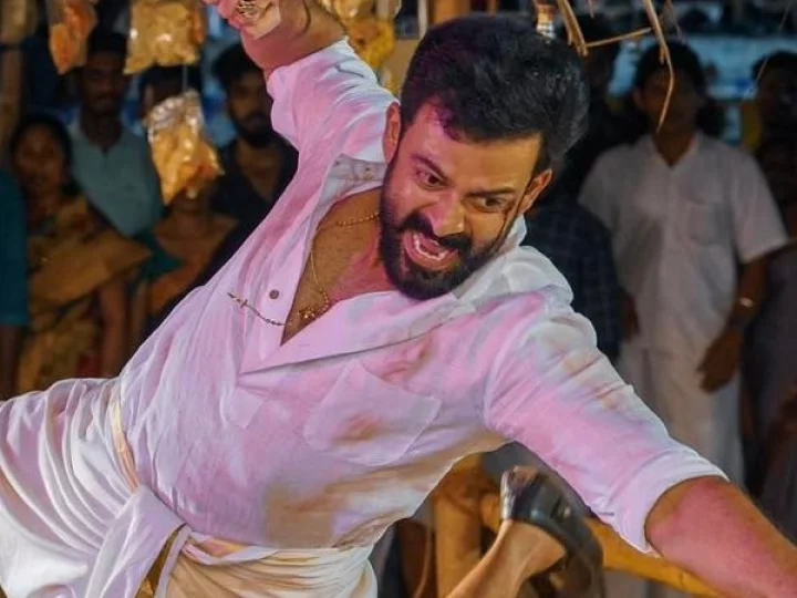 Kaduva Movie Review Prithviraj പൃഥ്വിരാജിന്റെ കടുവ തിയറ്ററുകളില്‍