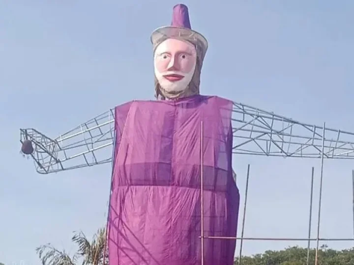 BJP alleges Cochin Carnival Pappanji have resemblance of PM Narendra Modi