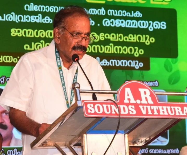 A K Saseendran on Nilambur student death,Nilambur student death political conspiracy,Kerala student death controversy,A K Saseendran latest news,Nilambur student death news update,നിലമ്പൂർ വിദ്യാർത്ഥി മരണം,നിലമ്പൂർ മരണം രാഷ്ട്രീയ ഗൂഢാലോചന,എ കെ ശശീന്ദ