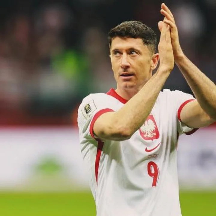 Lewandowski Poland national team boycott,Lewandowski coach dispute Poland,Robert Lewandowski news 2025,Lewandowski vs Poland coach, പോളണ്ടിൽ കളിക്കാനില്ലെന്ന് ലെവൻഡോവ്സ്കി, ലെവൻഡോവ്സ്കി പോളണ്ട് ടീം, പോളണ്ട് കോച്ച് ലെവൻഡോവ്സ്കി