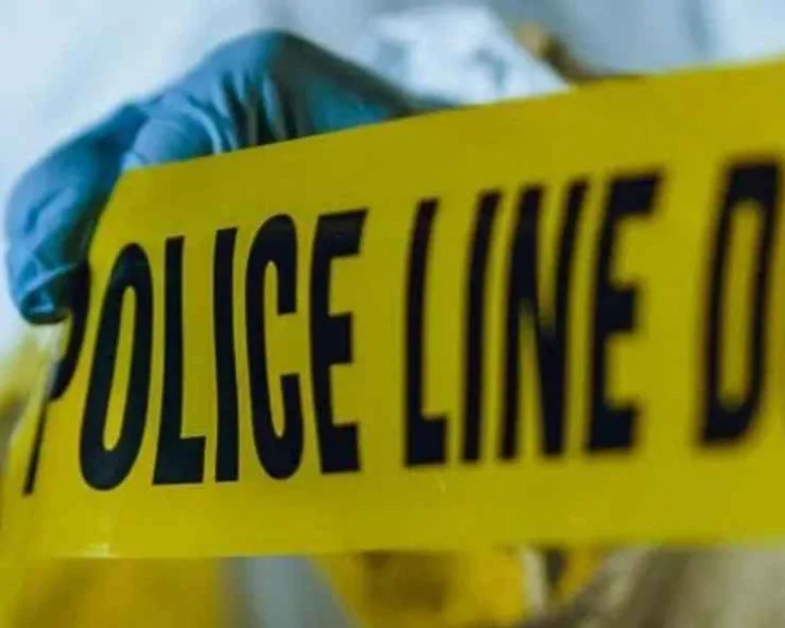 കണ്ണൂരില്‍ ദുരൂഹ സാഹചര്യത്തില്‍ കാര്‍ കണ്ടെത്തി; അകത്ത് രക്തക്കറ, സമീപത്ത് സ്ത്രീകളുടെയും കുട്ടികളുടെയും വസ്ത്രങ്ങള്‍