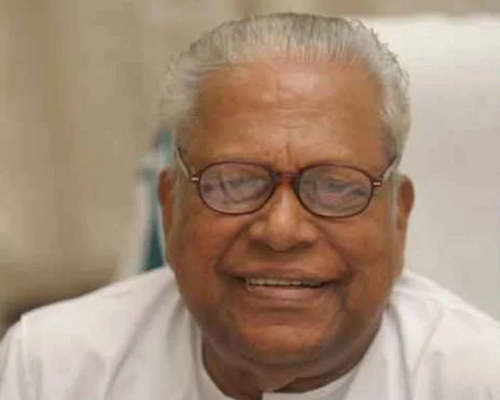 VS Achuthanandan very critical, VS Achuthanandan in ICU, VS Achuthanandan continues critical, VS Achuthanandan critical, VS Achuthanandan in Ventilator, VS Achuthanandan health condition Live Updates, VS Achuthanandan Heath Condition, VS Achuthananda