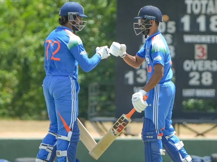 India A vs Sri Lanka A: കൈവിട്ട കളി വരുതിയിലാക്കി ഇന്ത്യ; ശ്രീലങ്കയെ എട്ട് റൺസിനു തോൽപ്പിച്ചു
