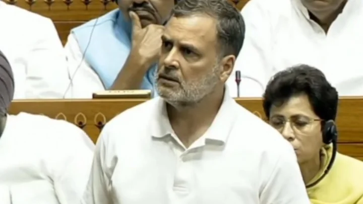 അമിത് ഷാ എവിടെ?, മറുപടി വേണം, ഇന്നും ബഹളം തുടരാൻ പ്രതിപക്ഷം: രാഹുൽ ഗാന്ധിക്കെതിരെ അവകാശലംഘന നോട്ടീസുമായി ബിജെപി
