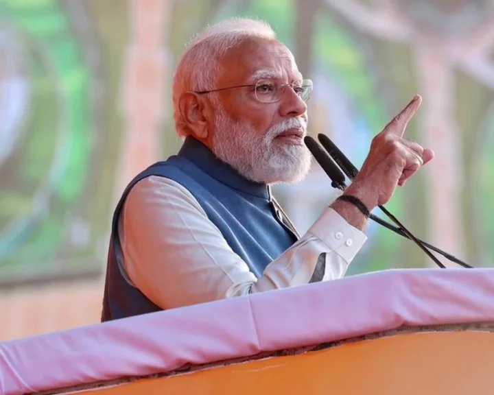 Modi Trump France meeting press interaction