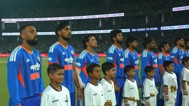 വന്ദേമാതരം അങ്ങനെ ക്രിക്കറ്റിലുമെത്തി, അഫ്ഗാനെതിരായ ടി20യിൽ ജനഗണമനയ്ക്കൊപ്പം പൂർണ്ണമായി ആലപിച്ചു