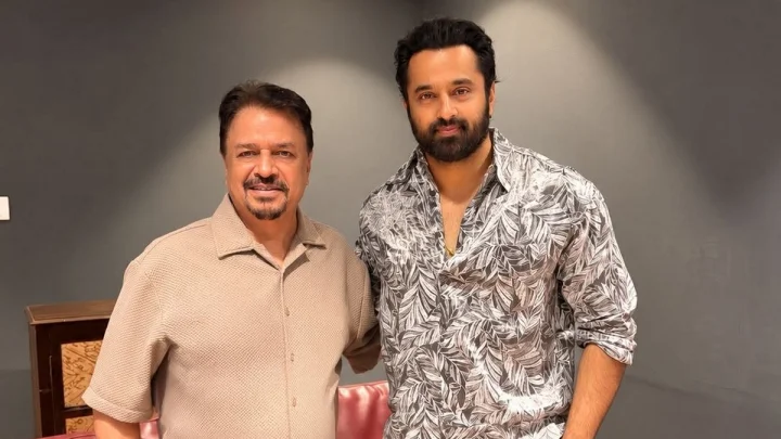 മാർക്കോയുടെ വിജയത്തിന് ശേഷം സിനിമകളില്ല, സംവിധായകനായി ഉണ്ണി മുകുന്ദനെത്തുന്നു, നിർമിക്കുന്നത് പനോരമ സ്റ്റുഡിയോസ് മാർക്കോയുടെ വിജയത്തിന് ശേഷം സിനിമകളില്ല, സംവിധായകനായി ഉണ്ണി മുകുന്ദനെത്തുന്നു, നിർമിക്കുന്നത് പനോരമ സ്റ്റുഡിയോസ്