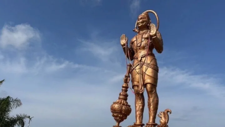 ഭരണത്തിലെത്തിയാൽ ആദ്യം തകർക്കേണ്ടത് ആ പ്രതിമ, യു.എസ് മിഡ്‌ടേം തിരഞ്ഞെടുപ്പിൽ മുഖ്യ വിഷയമായി ടെക്സാസിലെ ഹനുമാൻ പ്രതിമ