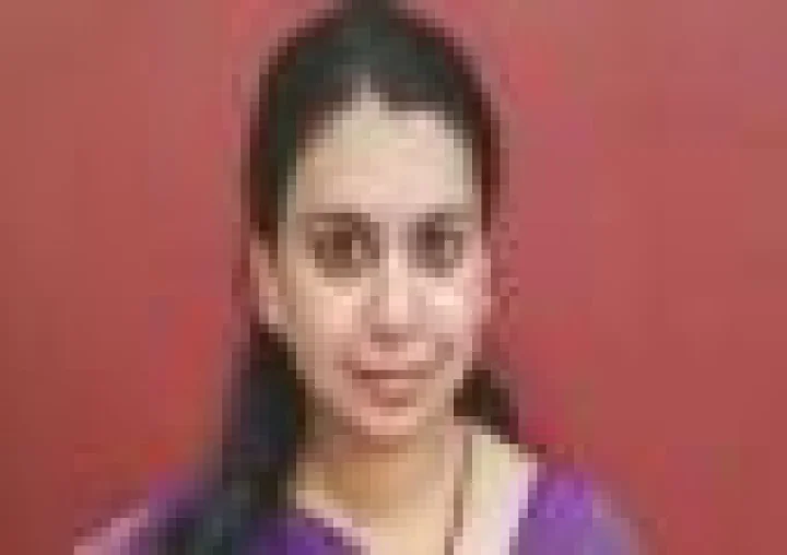 ജനങ്ങൾക്ക് നല്ലത് ചെയ്തതിന് ഐഎഎസ് നഷ്ടമായി?, യുപി രാഷ്ട്രീയത്തിലേക്കിറങ്ങി ദിവ്യ മിത്തൽ