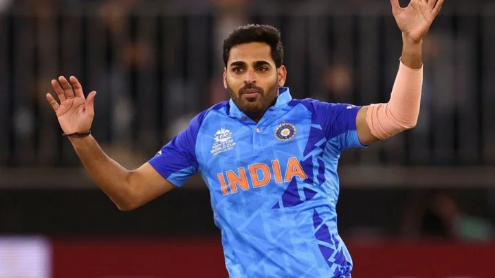 4 वर्षांनी वेगवान गोलंदाज भूवनेश्वरची टीम इंडियात एन्ट्री