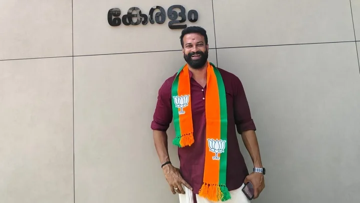 ആരാണ് സുഗതനെ സഹായിച്ചത് ?, നടപടികളിൽ വീഴ്ച , രേഖകളിൽ പല പേജുകളുമില്ല: രൂക്ഷ വിമർശനവുമായി കോടതി