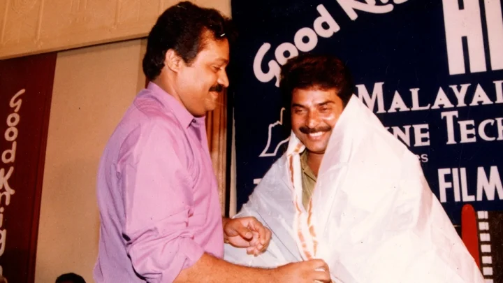 മമ്മൂട്ടിയുമായി സുരേഷ് ഗോപിക്ക് ഈഗോ ക്ലാഷ് ആയിരുന്നു; അവർക്കിടയിലെ ആ പ്രശ്‌നം ആർക്കും അറിയില്ല !