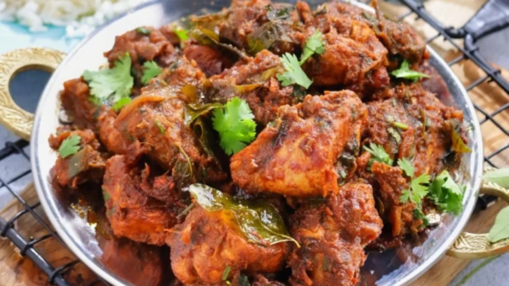 മദ്യപിക്കുന്നതിനൊപ്പം ഈ ഭക്ഷണ സാധനങ്ങൾ കഴിക്കുന്ന പതിവുണ്ടോ? ഇരട്ടി ദോഷം
