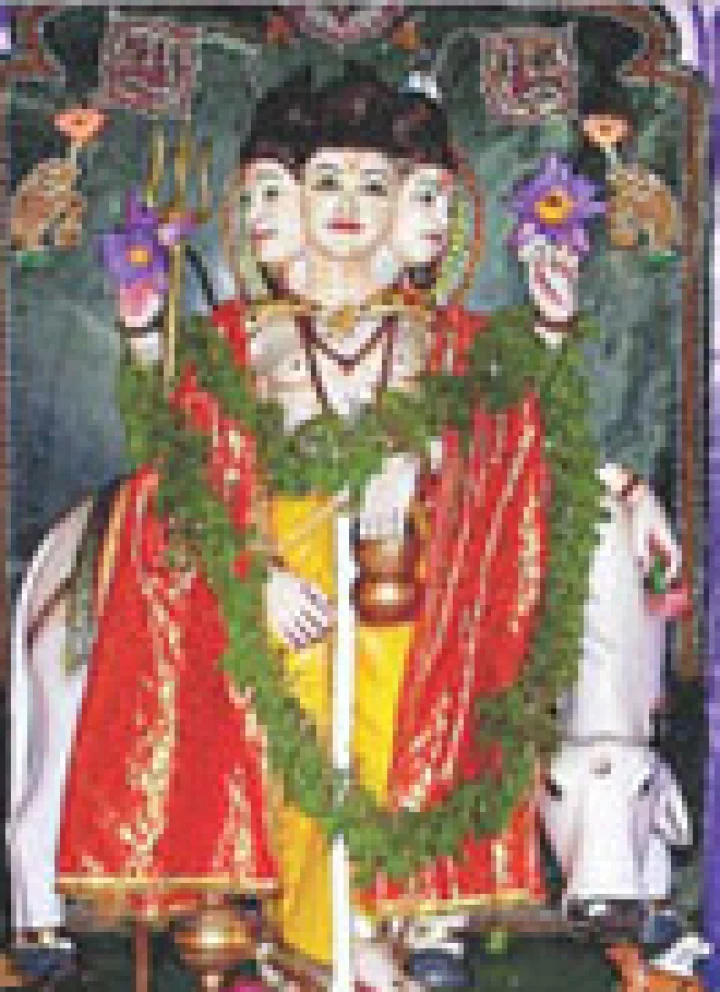 मंदिरात दोष पाहु नयेत