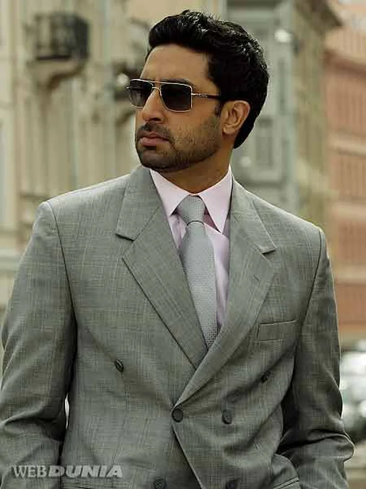 Actor Abhishek Bachchan sells flats; Do you know how many crores came? Bollywood Gossips In Marathi Webdunia Marathi