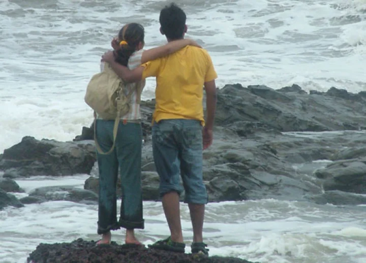 टिन एज लव्ह धोकादायक