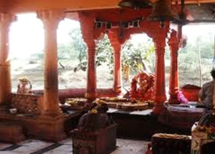 श्री सिद्धवट मंदिर (शक्तीभेद तीर्थ)