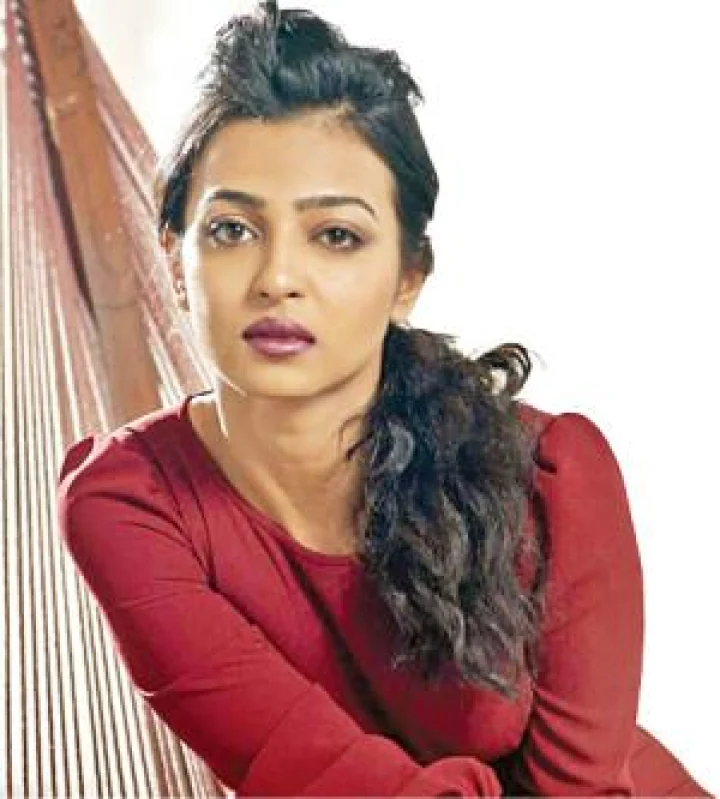 राधिकाही ट्रम्पविरोधात