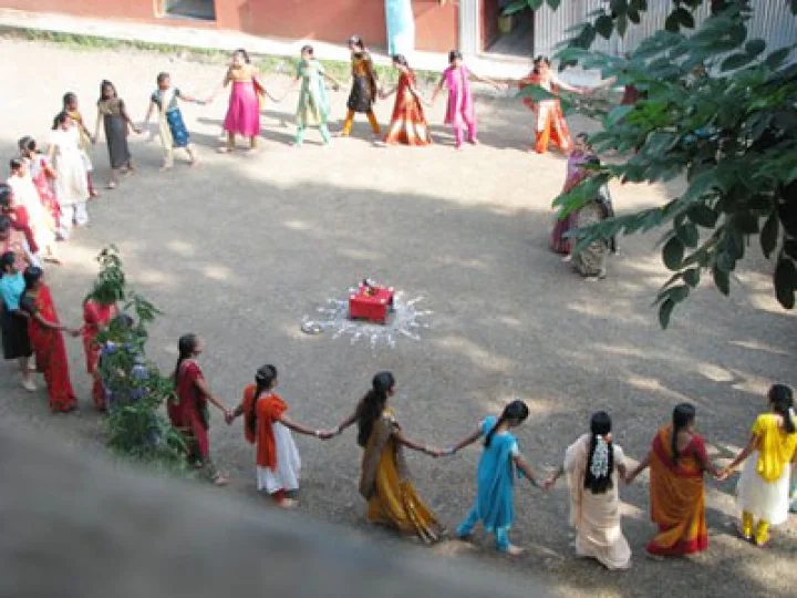 मराठीत हादगा भोंडला