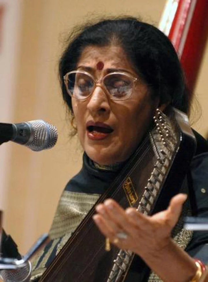 hindustani classical vocalist kishori amonkar passes away