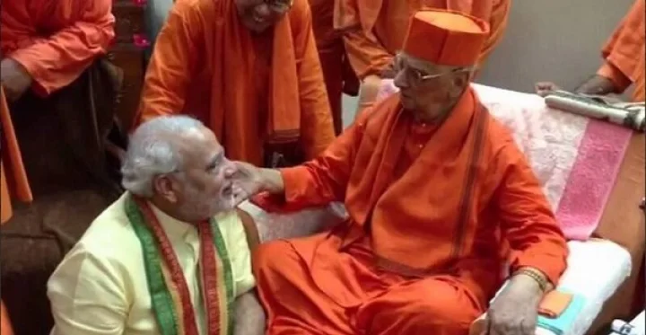 स्वामी आत्मस्थानंद यांचे निधन