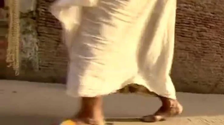 विधवा का परिधान करतात पांढरे वस्त्र?