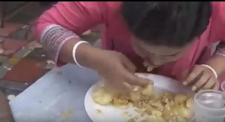 पाणीपुरी खाण्याचे विक्रम
