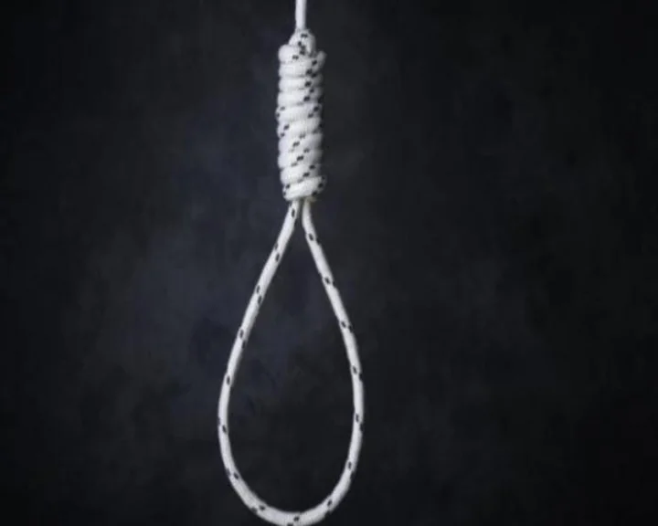 chandrapur man suicide after killing two daughters