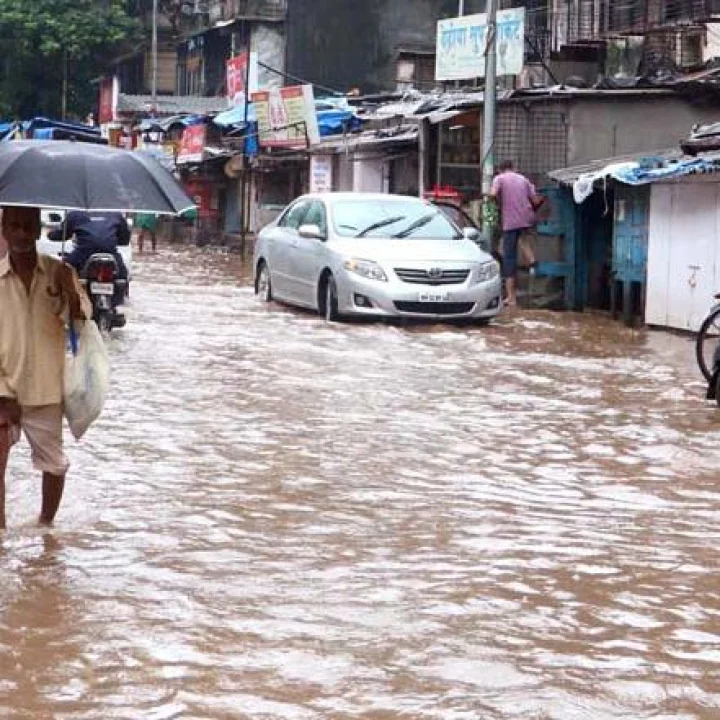 राज्यात अतिवृष्टीचा इशारा, मुंबई महानगरपालिका सज्ज