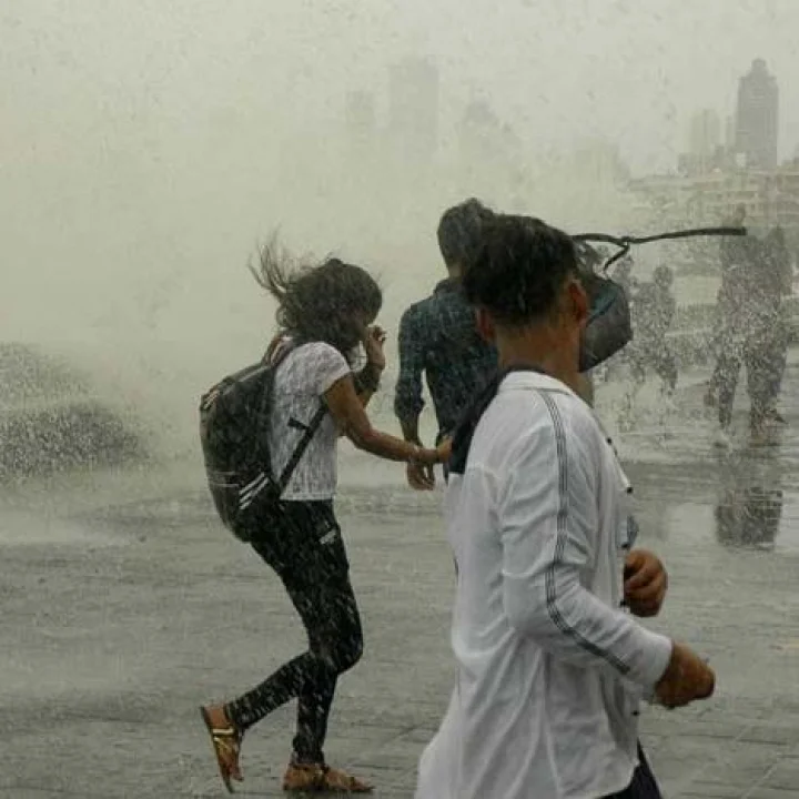 Monsoon मुंबई-ठाणे कोकणमध्ये 17 आणि 18 जूनला अतिवृष्टीचा इशारा