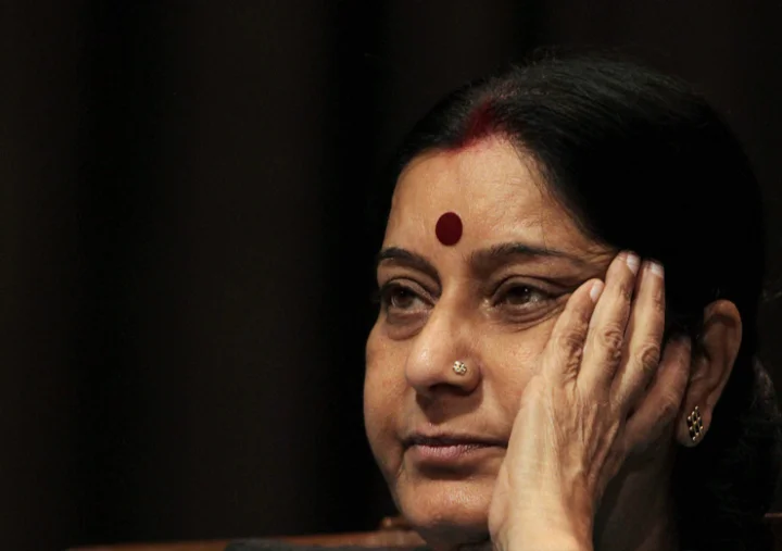 Sushma Swaraj cremated with state honours