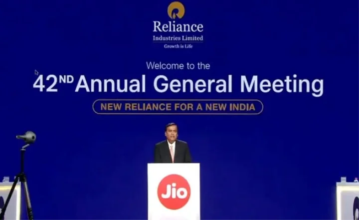 /jio-phone-3-jio-gigafiber-plan-launch-expected-to-today-at-reliance-agm