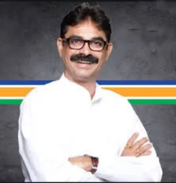 The message that Bala Nandgaonkar will join Shiv Sena is viral बाळा नांदगावकर शिवसेनेत प्रवेश करणार असल्याचे  मेसेज व्हायरलMarathi News  Regional Marathi News In Webdunia Marathi
