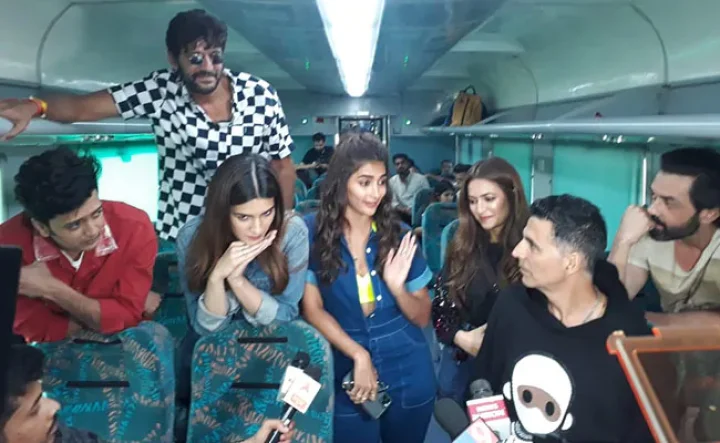 /indian-railways-started-promotion-on-wheels-for-housefull-4-for-the-first-time-in-history