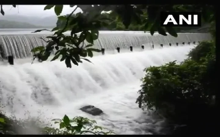 tulsi-lake-sanjay-gandhi-national-park-sgnp-supplying-water-mumbai-overflowed-today