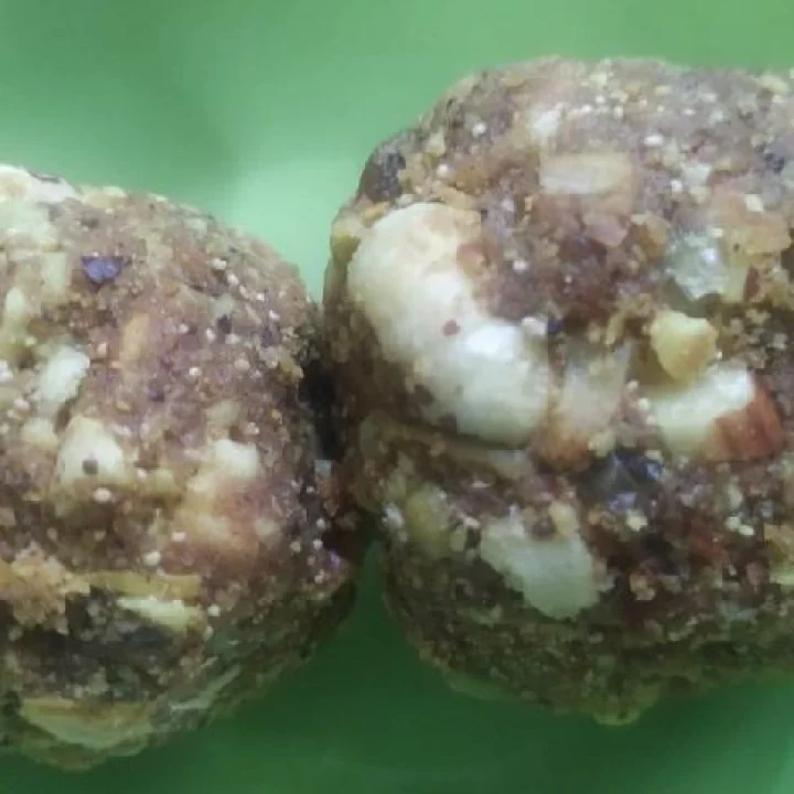 Flaxseed जवसचे लाडू किंवा कुकीज बनवा आणि मुलांना पण खायला घाला