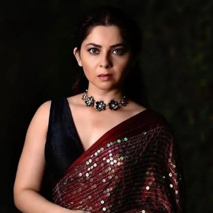 सोनाली कुलकर्णीच्या वडिलांवर हल्ला, आत्ताच पार पडला सोनालीचा विवाह सोहळा